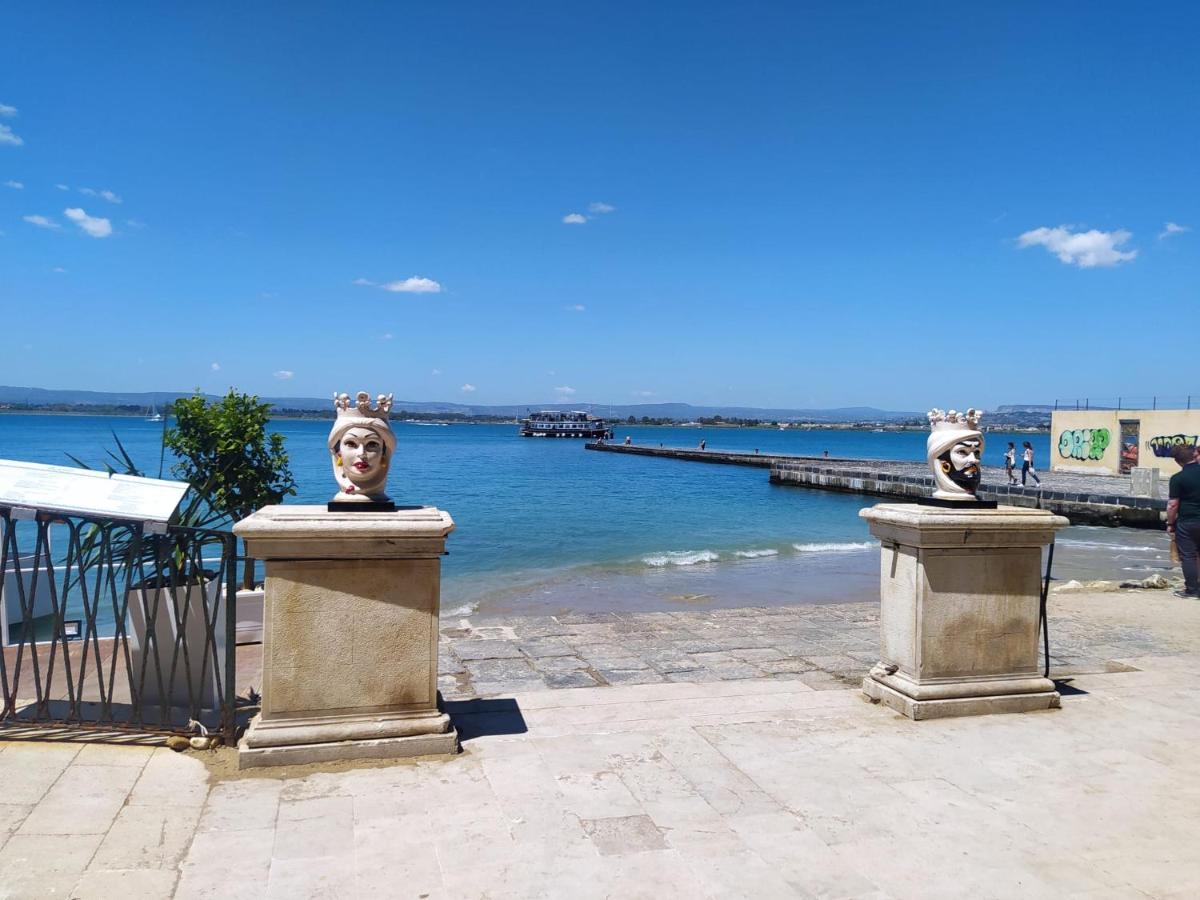 Delos E Artemide Apartment Syracuse ภายนอก รูปภาพ